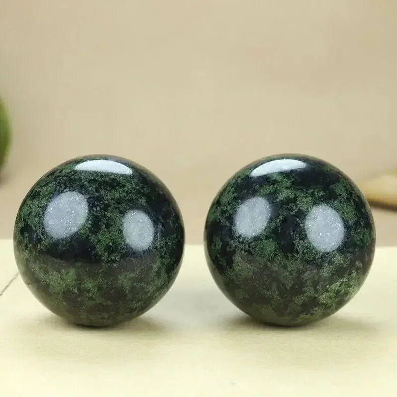 Boules de Jade tibétaines naturelles