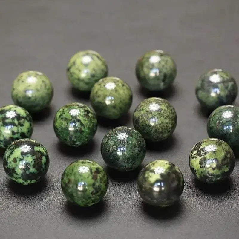 Boules de Jade tibétaines naturelles